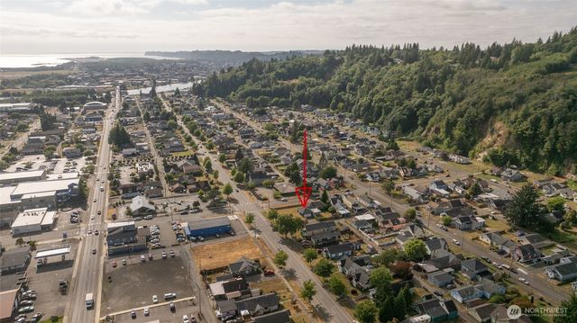 215 Ontario Street, Hoquiam, WA 98550