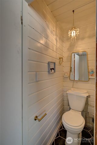 215 Ontario Street, Hoquiam, WA 98550