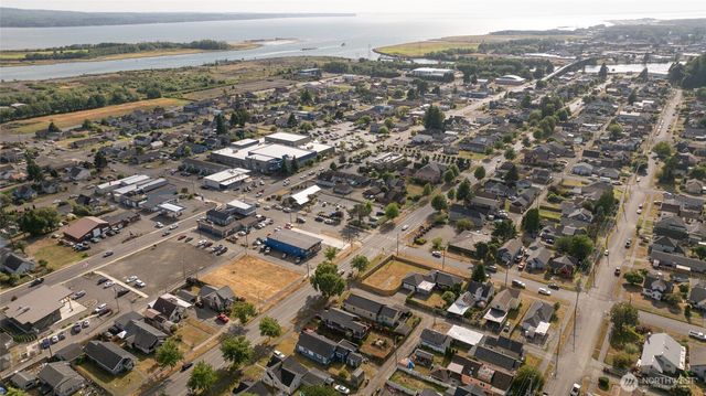 215 Ontario Street, Hoquiam, WA 98550
