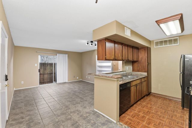 12905 Woodforest Boulevard 711, Houston, TX 77015