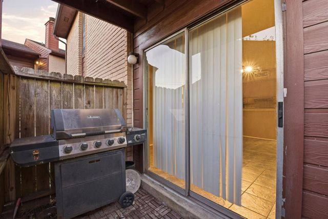 12905 Woodforest Boulevard 711, Houston, TX 77015