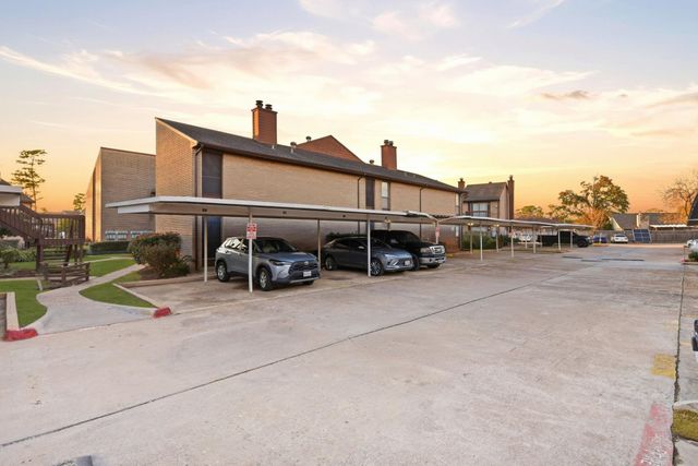 12905 Woodforest Boulevard 711, Houston, TX 77015