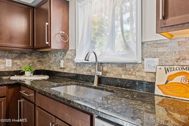 106 Pilot Place, New Bern, NC 28562