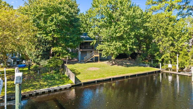 106 Pilot Place, New Bern, NC 28562