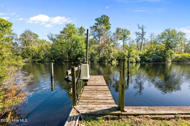 106 Pilot Place, New Bern, NC 28562