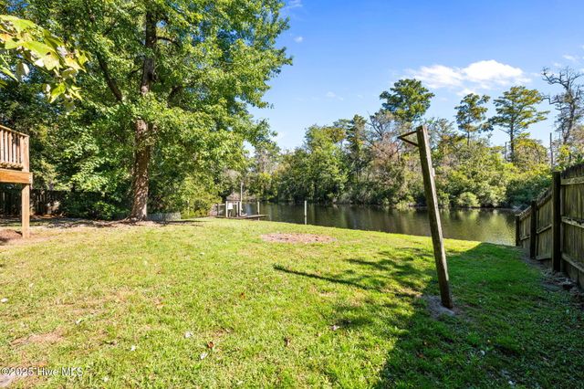 106 Pilot Place, New Bern, NC 28562