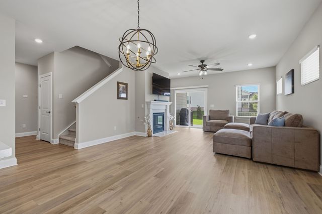 335 Collier Rd, Mount Juliet, TN 37122