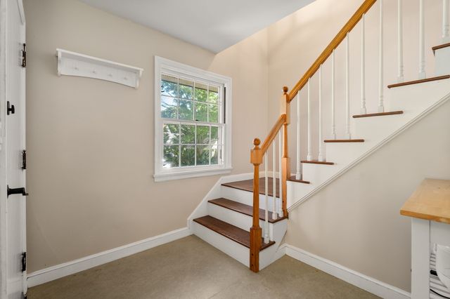631 Blue Hill Ave, Milton, MA 02186