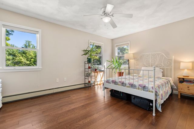 631 Blue Hill Ave, Milton, MA 02186