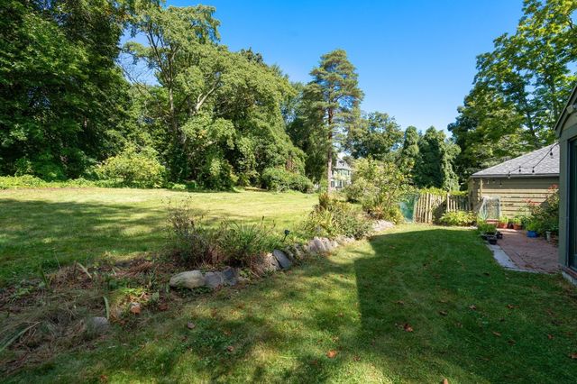 631 Blue Hill Ave, Milton, MA 02186