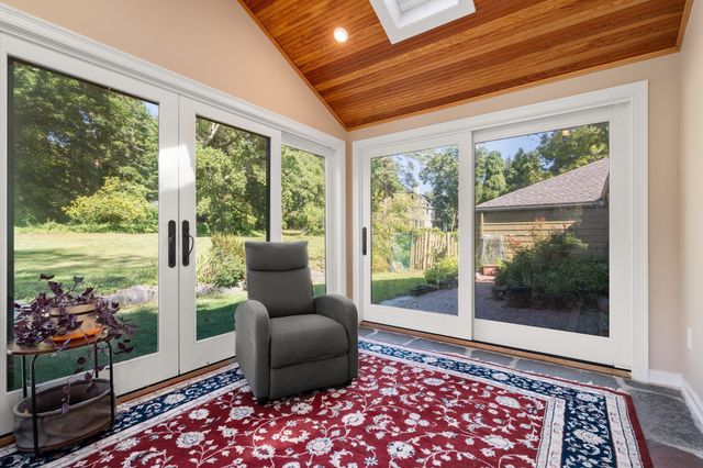 631 Blue Hill Ave, Milton, MA 02186