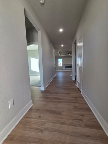 3212 NE Fawn Lane, Ankeny, IA 50021