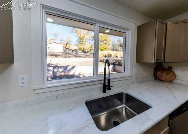 3632 W Pikes Peak Avenue, Colorado Springs, CO 80904