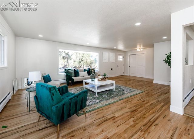 3632 W Pikes Peak Avenue, Colorado Springs, CO 80904