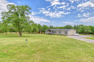 109 E Riddle Road, Chickasha, OK 73018