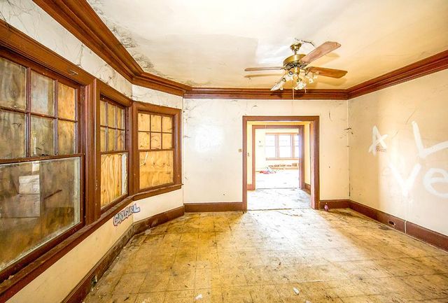 446 N Clark Street, Fresno, CA 93701