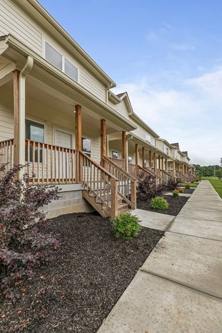 426 Caldwell Dr, Columbia, TN 38401