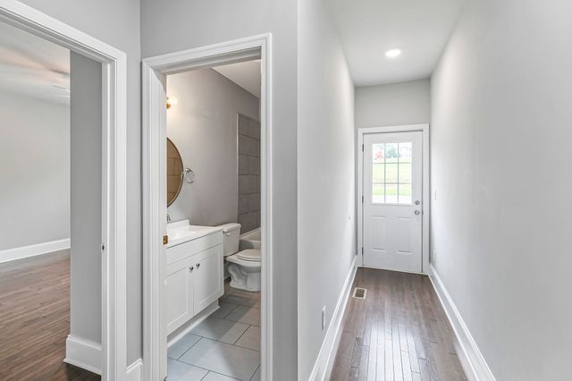 426 Caldwell Dr, Columbia, TN 38401