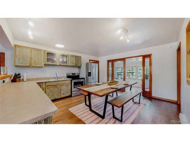 901 Tallaqua Dr, Grand Lake, CO 80447
