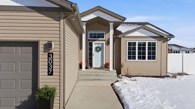 3037 Claire Drive E, West Fargo, ND 58078