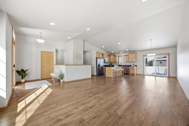 3037 Claire Drive E, West Fargo, ND 58078