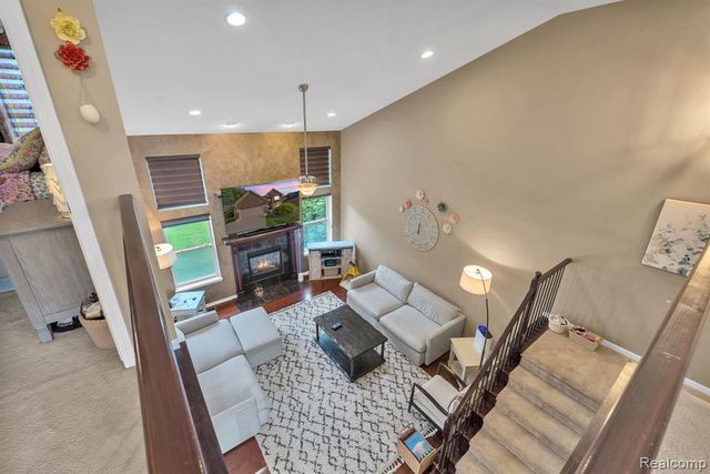 18090 Curtis Court, Livonia, MI 48152