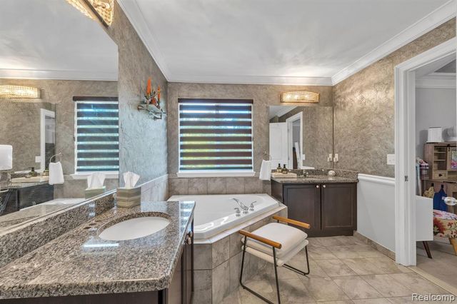18090 Curtis Court, Livonia, MI 48152