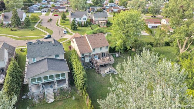 18090 Curtis Court, Livonia, MI 48152