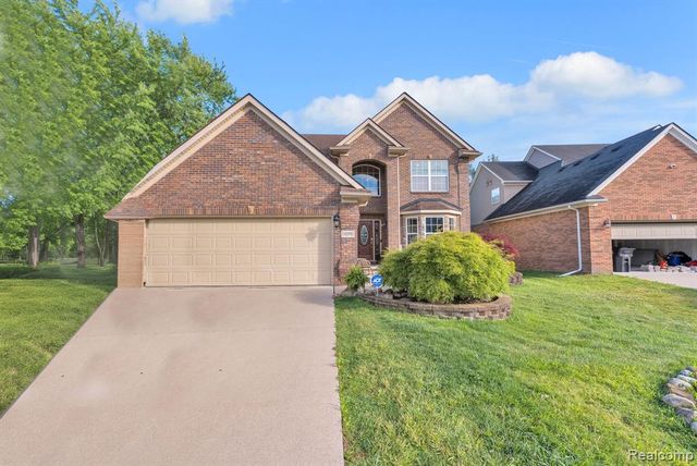 18090 Curtis Court, Livonia, MI 48152