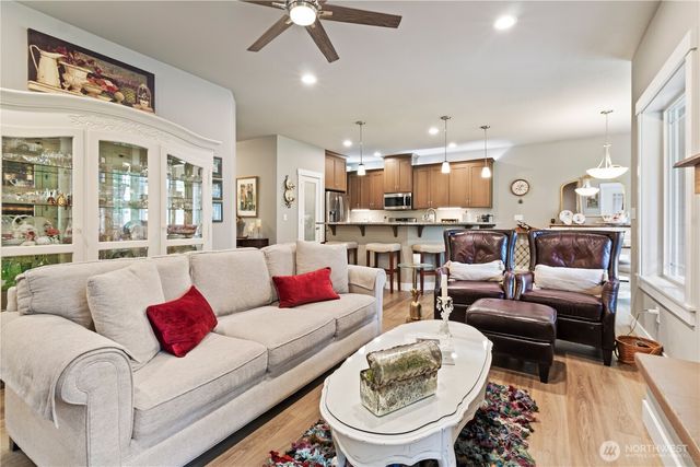 230 E Saint Andrews Drive, Shelton, WA 98584