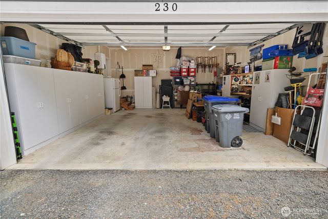 230 E Saint Andrews Drive, Shelton, WA 98584