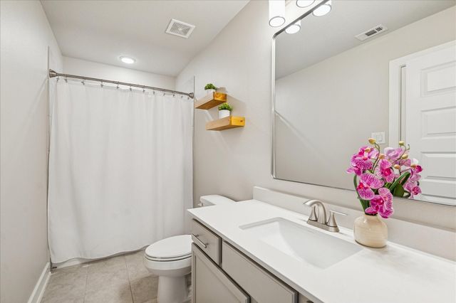 141 Bronze Bow Drive, Montgomery, TX 77316