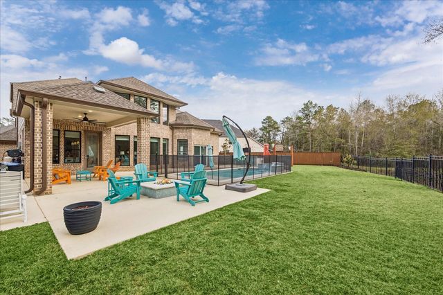 141 Bronze Bow Drive, Montgomery, TX 77316