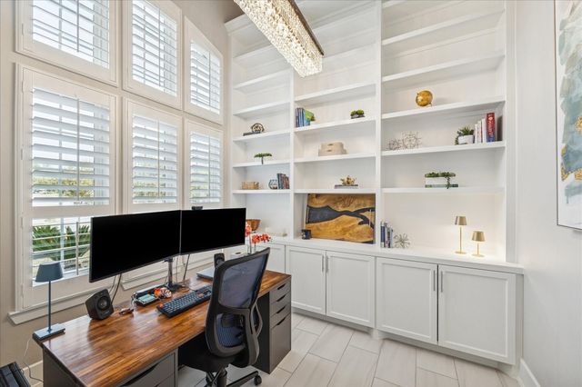 141 Bronze Bow Drive, Montgomery, TX 77316