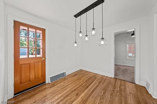 5204 Haverford Drive, Lyndhurst, OH 44124