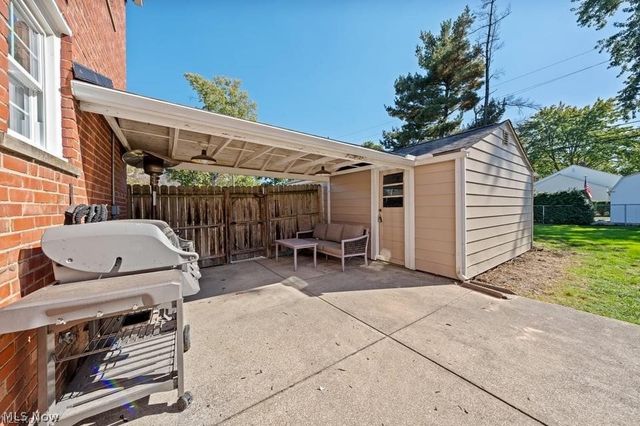 5204 Haverford Drive, Lyndhurst, OH 44124