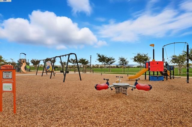 6357 Dandelion Street, Dublin, CA 94568