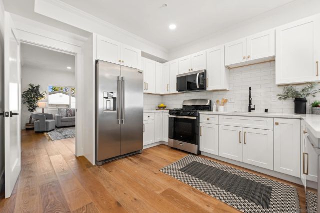 16021 Pomerado, Poway, CA 92064