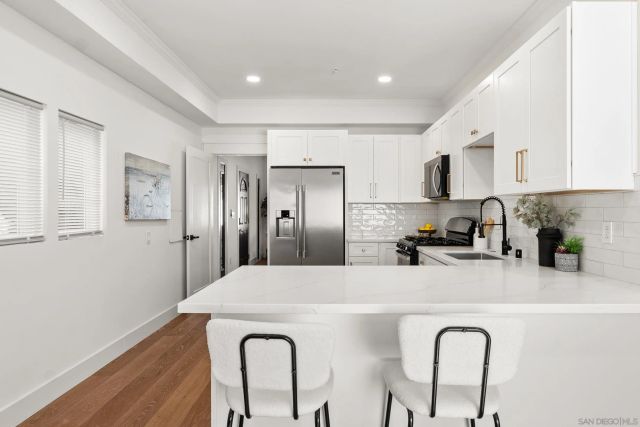 16021 Pomerado, Poway, CA 92064