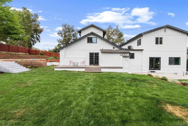 16021 Pomerado, Poway, CA 92064