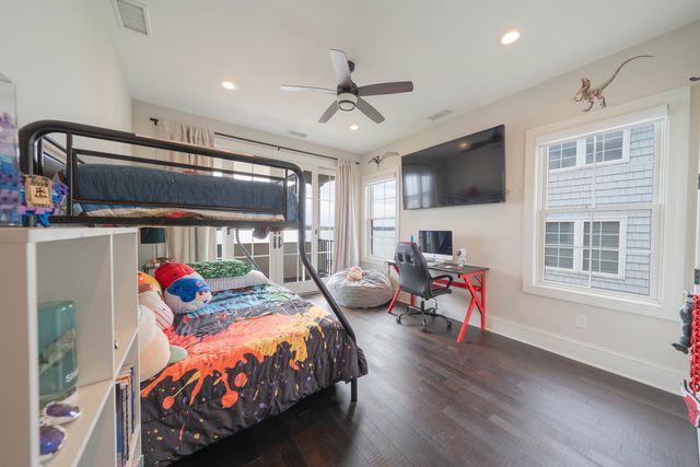 13941 Lakeview Point Road, Cedar Lake, IN 46303