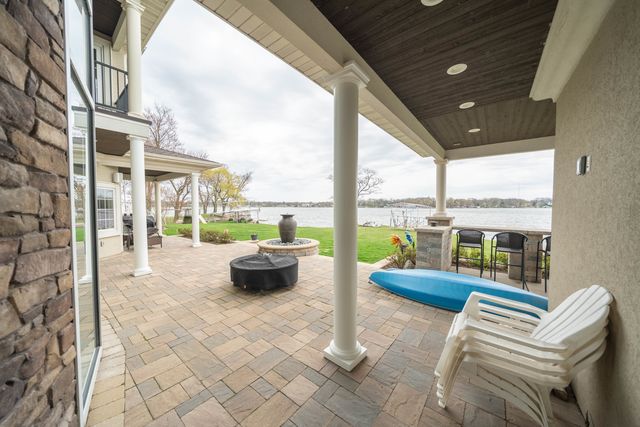 13941 Lakeview Point Road, Cedar Lake, IN 46303