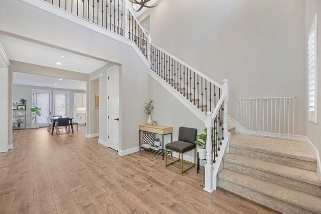 1615 Arroyo Sierra Way, Rocklin, CA 95765