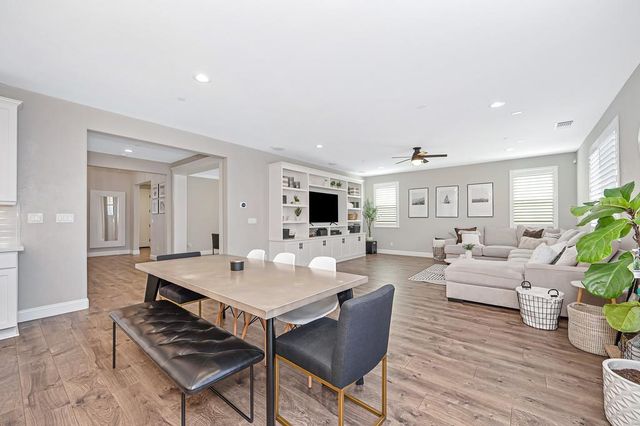 1615 Arroyo Sierra Way, Rocklin, CA 95765