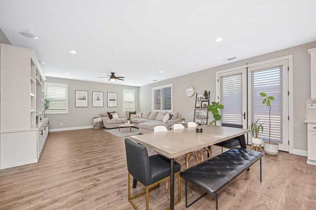 1615 Arroyo Sierra Way, Rocklin, CA 95765