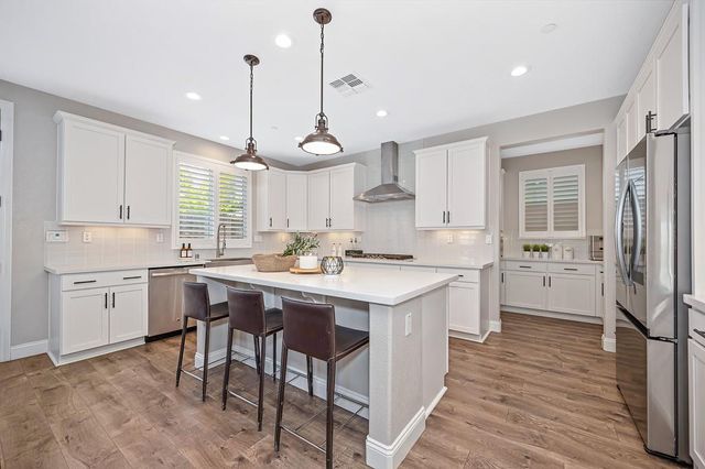 1615 Arroyo Sierra Way, Rocklin, CA 95765