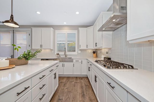1615 Arroyo Sierra Way, Rocklin, CA 95765