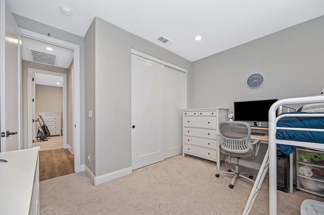 1615 Arroyo Sierra Way, Rocklin, CA 95765