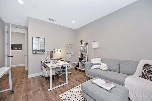 1615 Arroyo Sierra Way, Rocklin, CA 95765