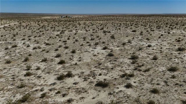 745 White Bird, Adelanto, CA 92301